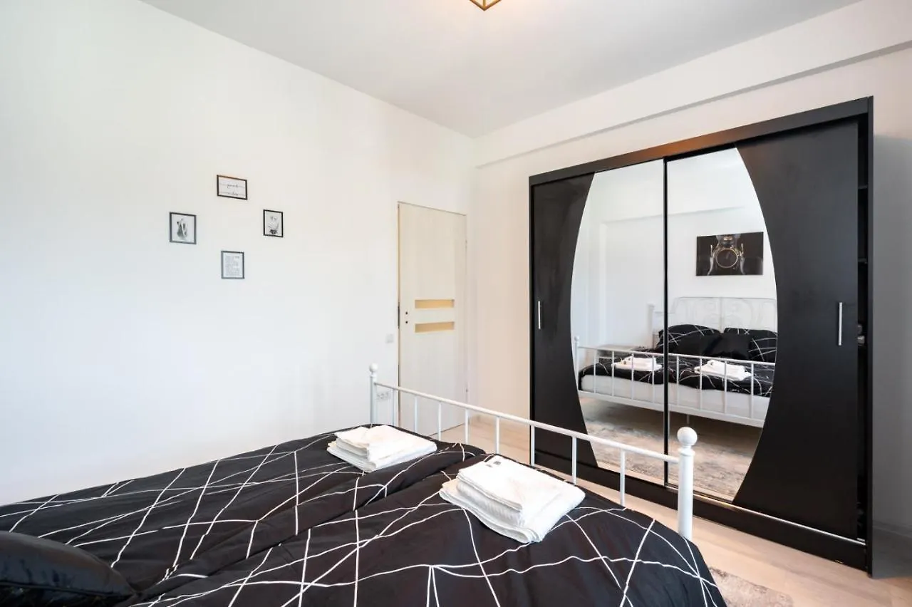Spacious And Cozy Apartment In Central Bucharest